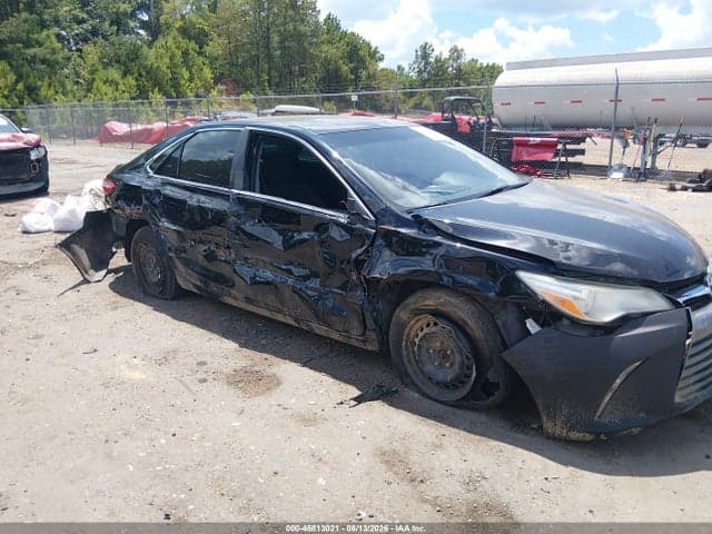 2017 TOYOTA CAMRY LE 6