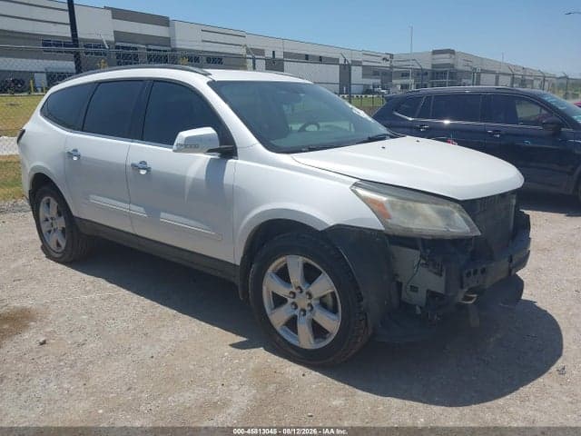 2017 CHEVROLET TRAVERSE LT 1
