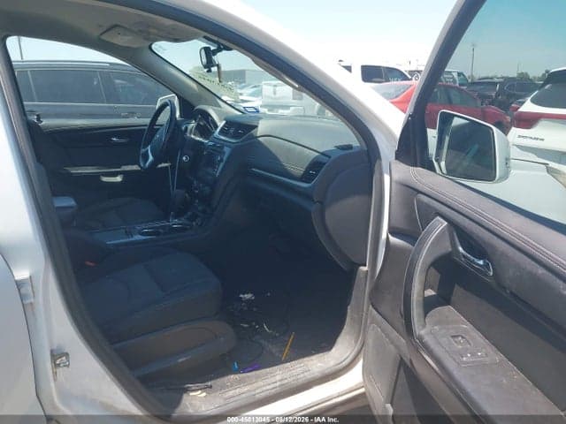 2017 CHEVROLET TRAVERSE LT 5