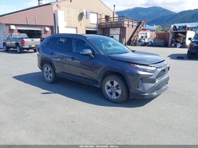 2023 TOYOTA RAV4 XLE 1