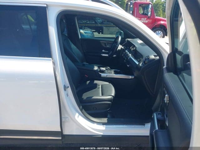2021 MERCEDES-BENZ GLB 250 4MATIC 5