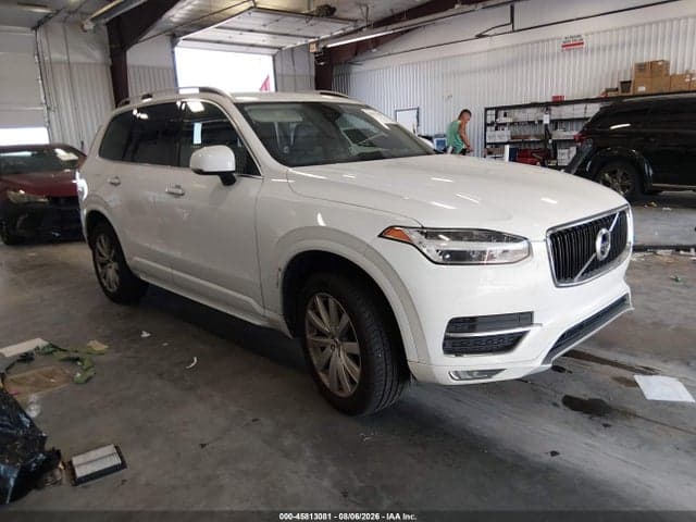 2017 VOLVO XC90 T6 MOMENTUM - 1