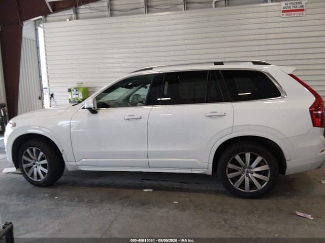 2017 VOLVO XC90 T6 MOMENTUM 13