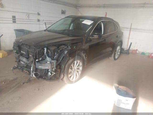 2022 FORD ESCAPE TITANIUM 2