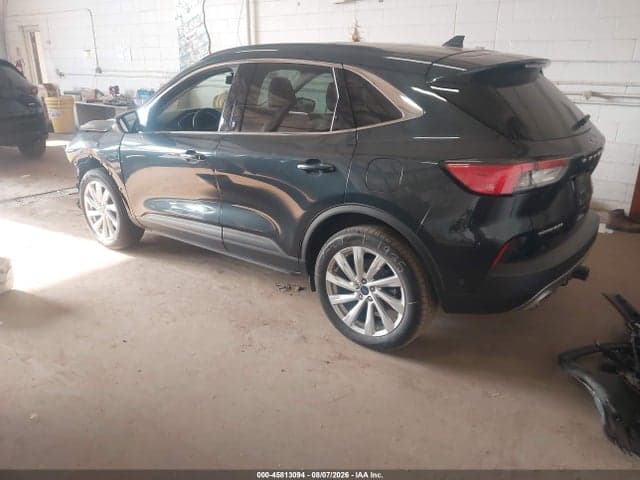 2022 FORD ESCAPE TITANIUM 3