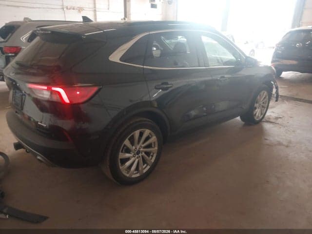 2022 FORD ESCAPE TITANIUM 4
