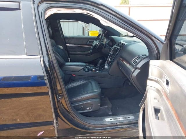 2017 FORD EXPLORER PLATINUM 5