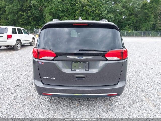 2018 CHRYSLER PACIFICA TOURING L 17