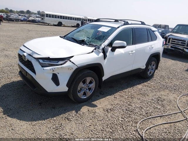 2025 TOYOTA RAV4 HYBRID XLE 2