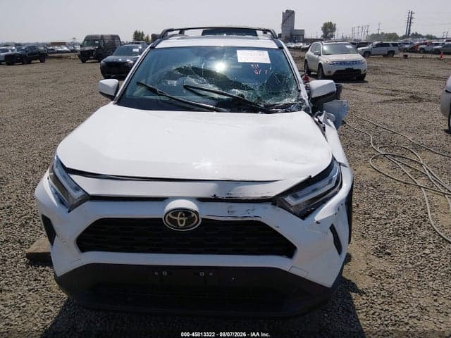 2025 TOYOTA RAV4 HYBRID XLE 17
