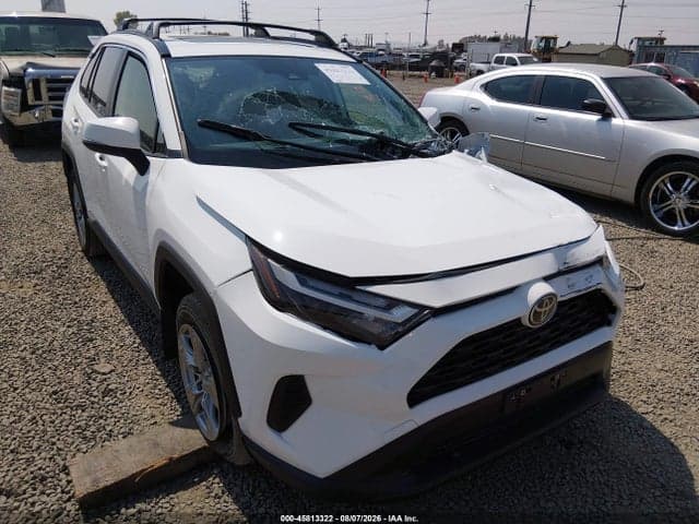 2025 TOYOTA RAV4 HYBRID XLE 18