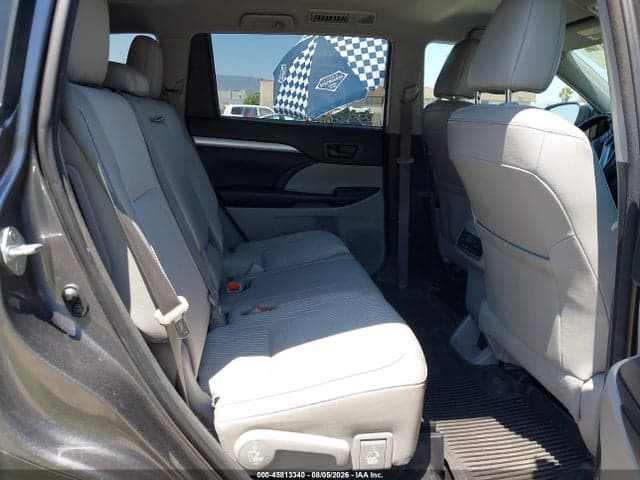 2018 TOYOTA HIGHLANDER LE PLUS 8
