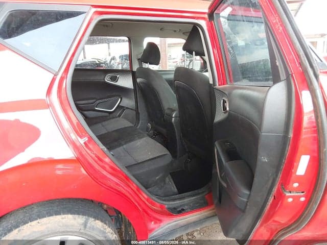 2025 KIA SOUL LX 8