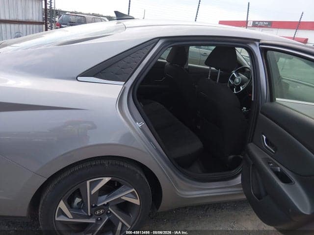 2025 HYUNDAI ELANTRA SEL CONVENIENCE 8