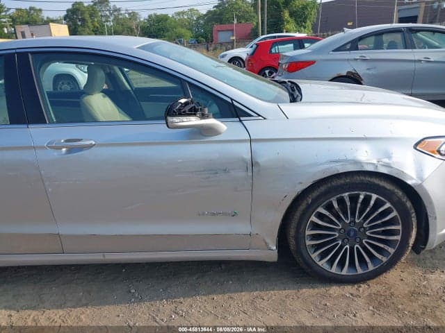 2017 FORD FUSION HYBRID TITANIUM 17