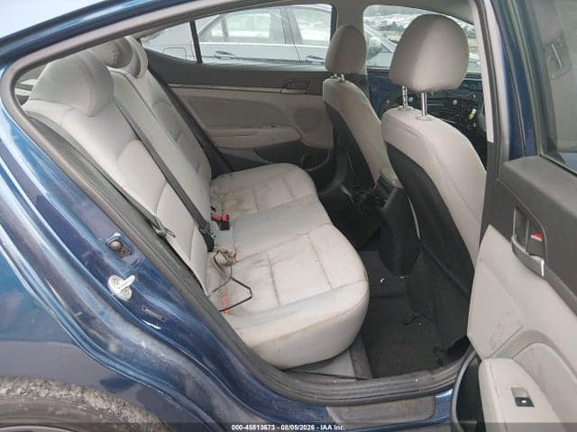 2018 HYUNDAI ELANTRA SEL 8