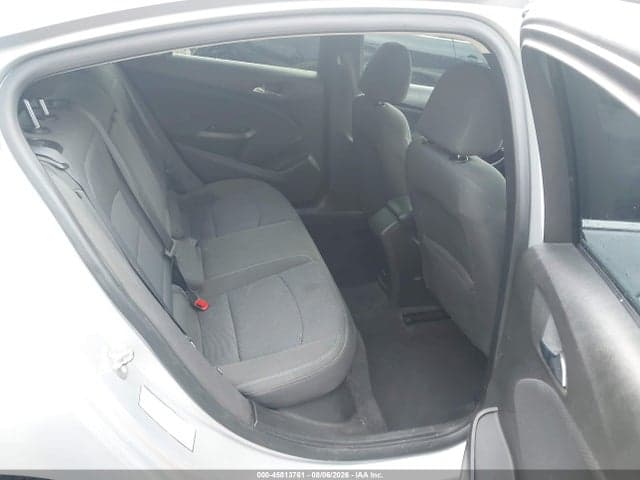 2018 CHEVROLET CRUZE LT AUTO 8