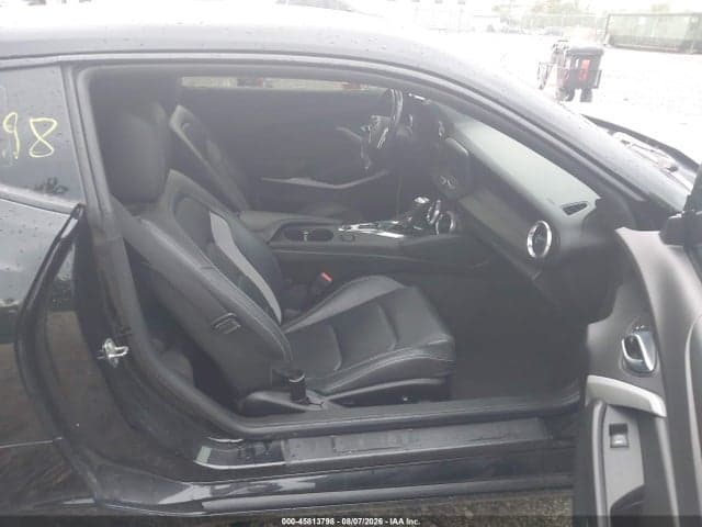 2019 CHEVROLET CAMARO 2LT 5