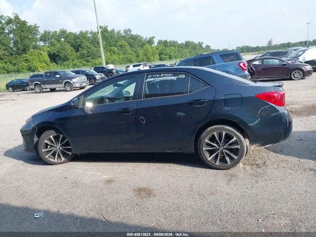 2017 TOYOTA COROLLA SE 14