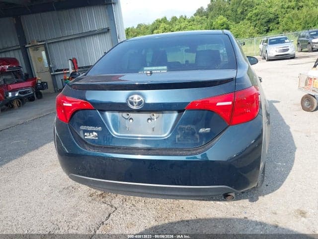 2017 TOYOTA COROLLA SE 16