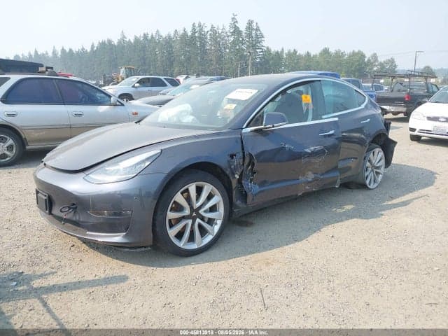 2018 TESLA MODEL 3 2