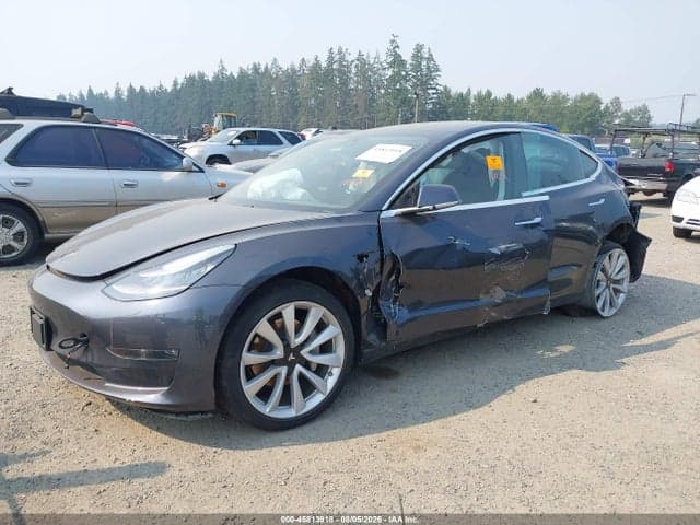 2018 TESLA MODEL 3 6