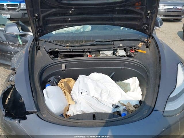 2018 TESLA MODEL 3 10