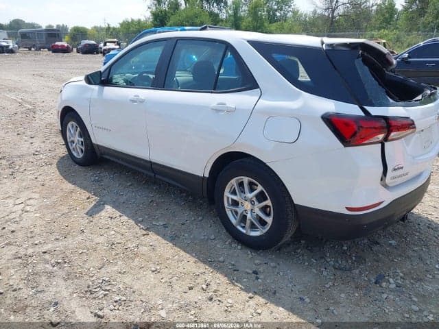 2024 CHEVROLET EQUINOX LS 3