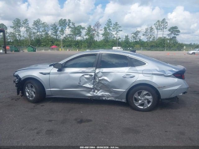 2025 HYUNDAI SONATA SE 14