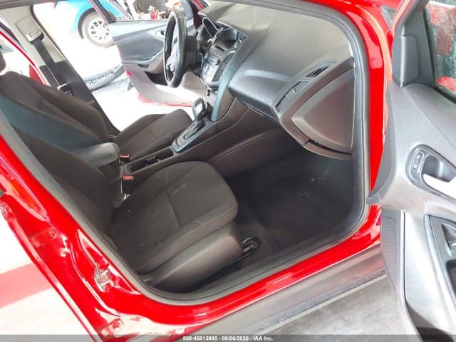 2017 FORD FOCUS SE 5