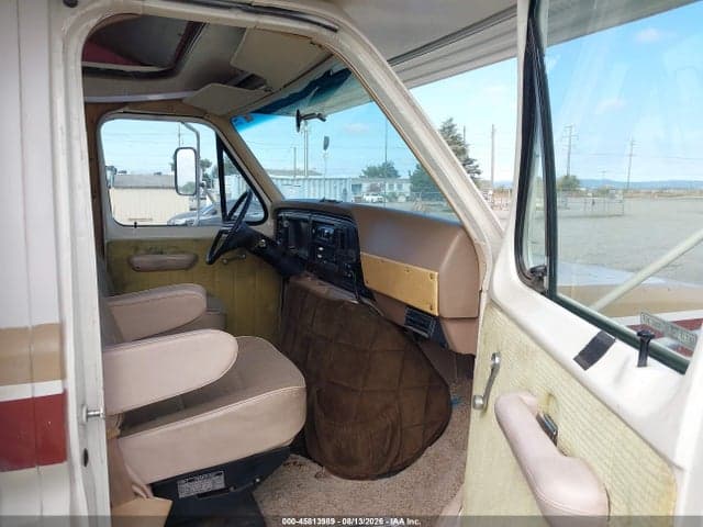 1982 FORD ECONOLINE E350 CUTAWAY VAN 5