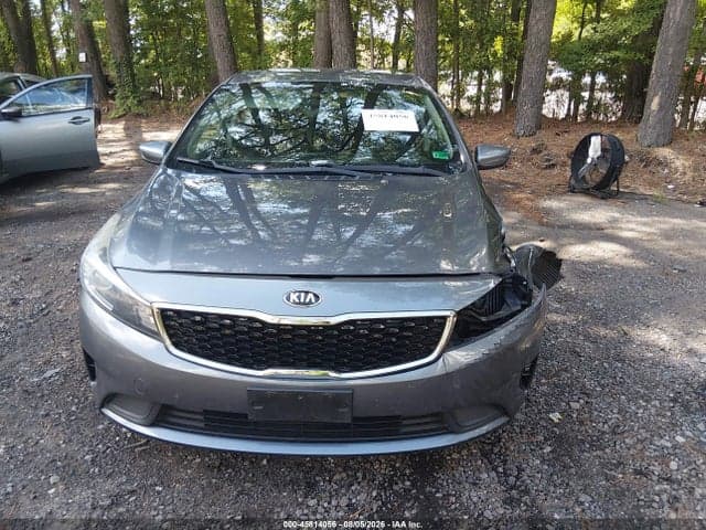 2018 KIA FORTE S 12
