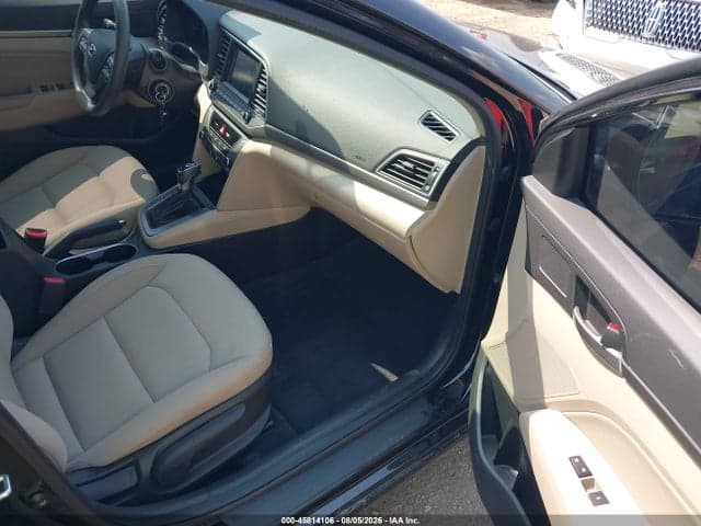 2018 HYUNDAI ELANTRA SEL 5