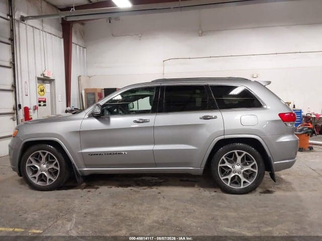 2020 JEEP GRAND CHEROKEE OVERLAND 4X4 15