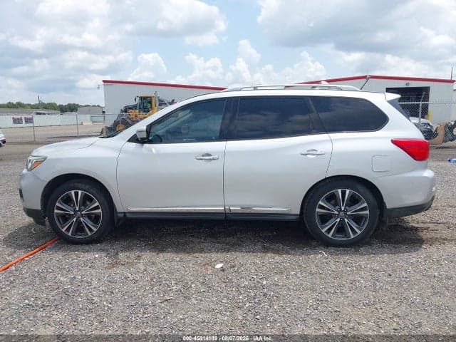 2017 NISSAN PATHFINDER PLATINUM 14