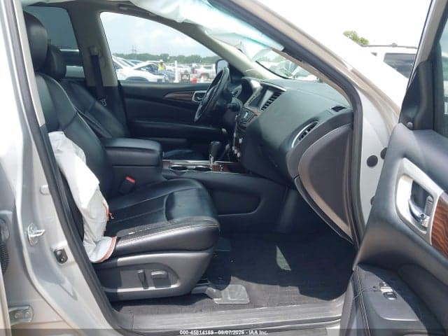 2017 NISSAN PATHFINDER PLATINUM 5
