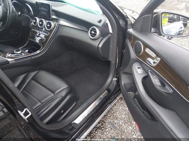 2018 MERCEDES-BENZ C 300 4MATIC 5