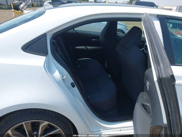 2022 TOYOTA COROLLA SE 8