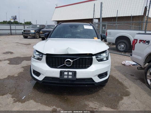 2019 VOLVO XC40 T5 R-DESIGN 12