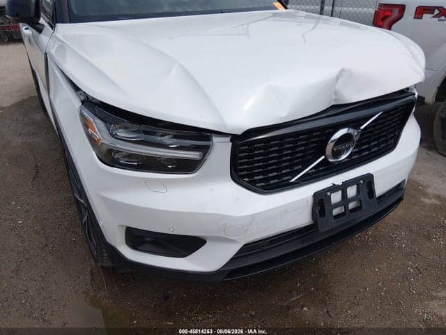2019 VOLVO XC40 T5 R-DESIGN 17
