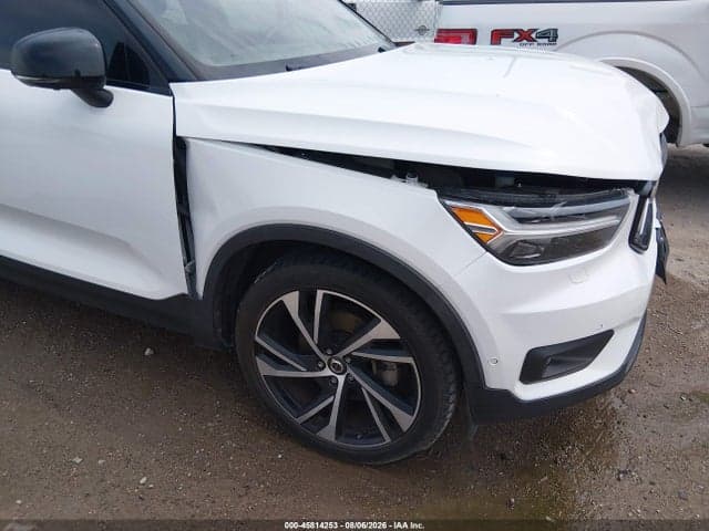 2019 VOLVO XC40 T5 R-DESIGN 18