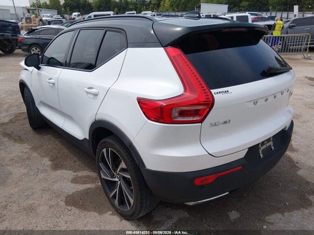 2019 VOLVO XC40 T5 R-DESIGN 3