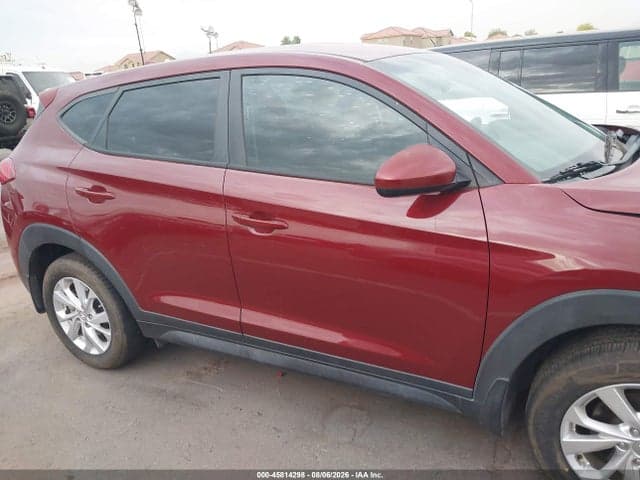 2020 HYUNDAI TUCSON SE 12