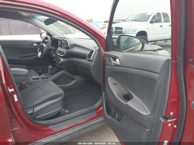 2020 HYUNDAI TUCSON SE 5