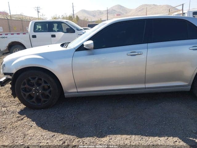 2019 CHRYSLER 300 300S AWD 14