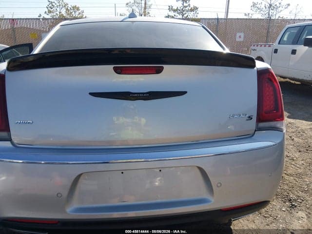 2019 CHRYSLER 300 300S AWD 16