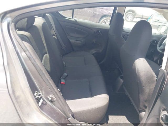 2017 NISSAN VERSA 1.6 S 8