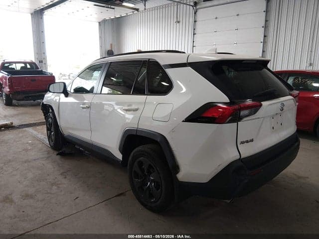 2020 TOYOTA RAV4 LE 3