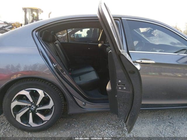 2017 HONDA ACCORD EX-L 8