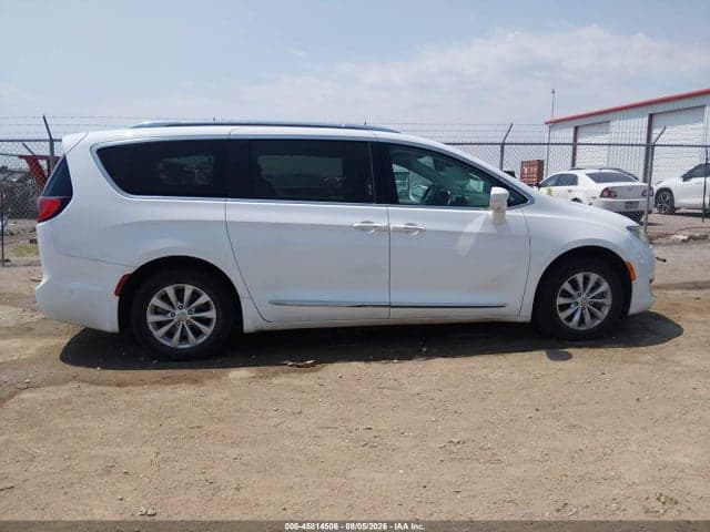 2018 CHRYSLER PACIFICA TOURING L 13